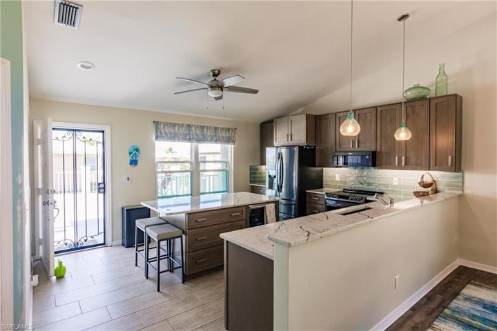 1953  Beach  PKWY, Cape Coral, FL 33904