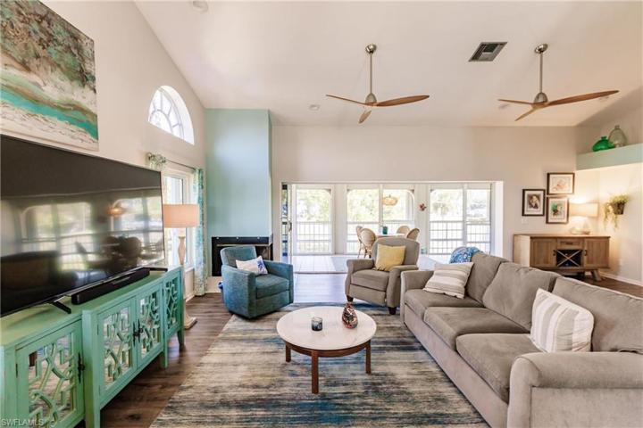 1953  Beach  PKWY, Cape Coral, FL 33904