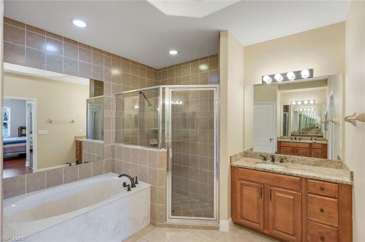 11075 St Roman WAY, BONITA SPRINGS FL 34135