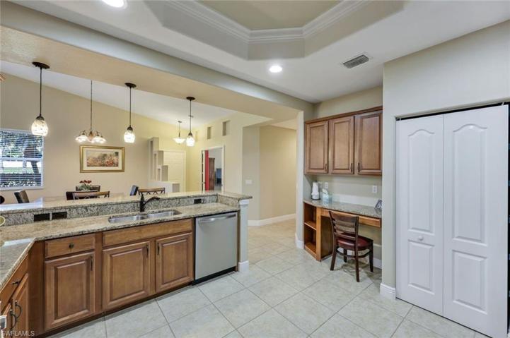 11075 St Roman WAY, BONITA SPRINGS FL 34135