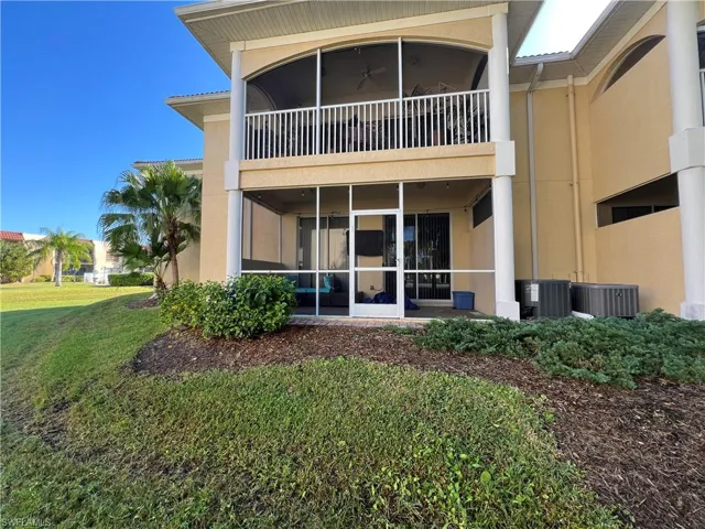 12515  Mc Gregor  BLVD, Fort Myers, FL 33919