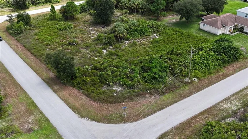 911 Martha Ave S, Lehigh Acres, Florida 33974
