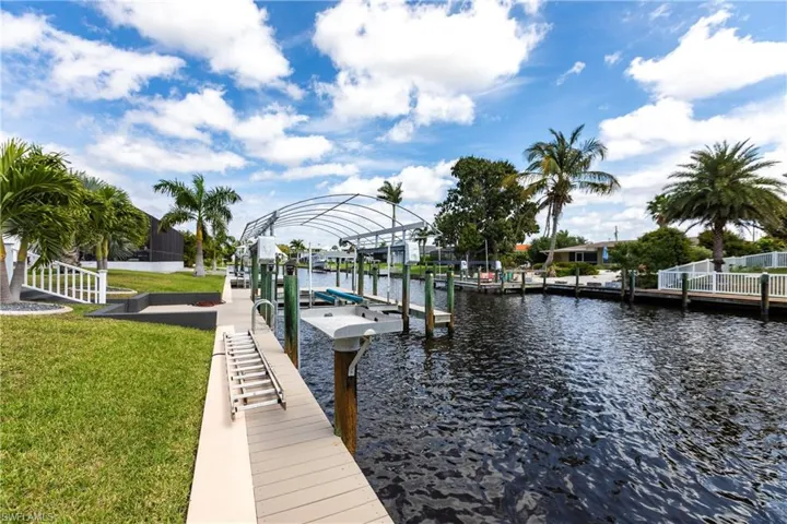 5133 Sunnybrook CT, Cape Coral, FL 33904,224029595