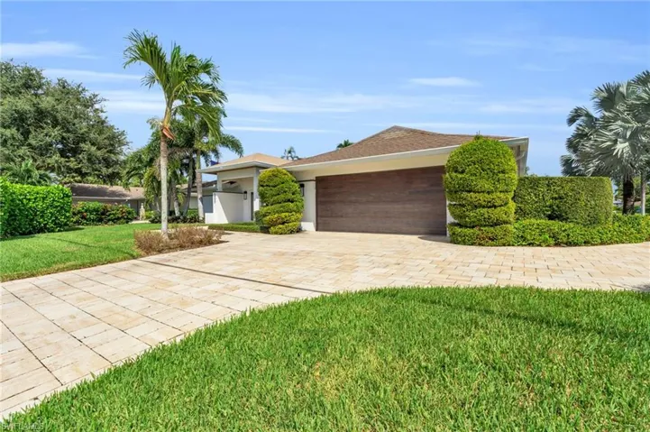 5000  West  BLVD, Naples, FL 34103