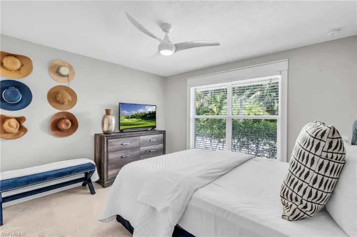 5000  West  BLVD, Naples, FL 34103