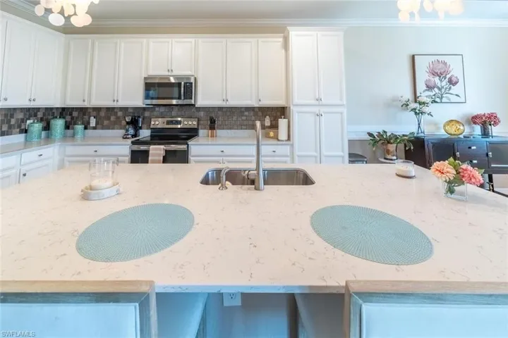 9596  Trevi  CT, Naples, FL 34113