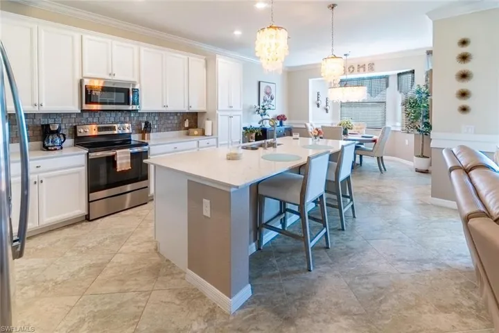 9596  Trevi  CT, Naples, FL 34113