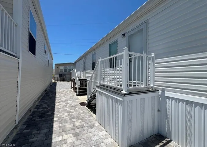19 Helen Ln, Fort Myers Beach, Florida 33931