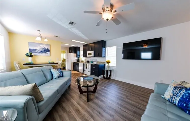 Photos taken prior to a 6 month rental; furnishings and interior decor may differ from photo