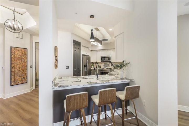 1065 Borghese LN # 2105, NAPLES FL 34114
