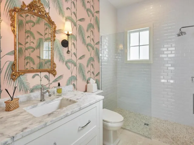 909 10th Ave S, Naples, Florida 34102