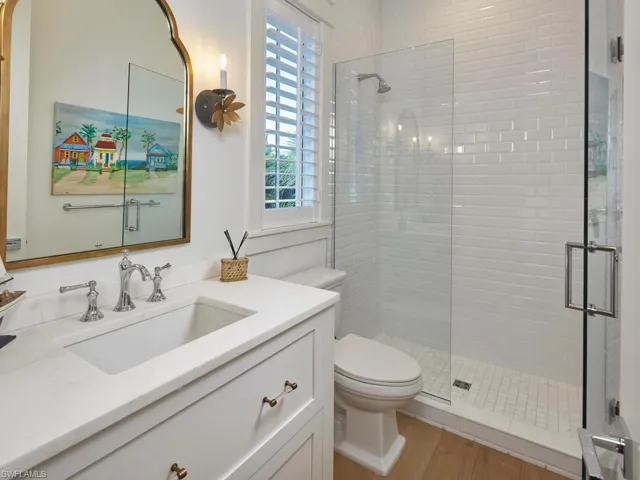 909 10th Ave S, Naples, Florida 34102