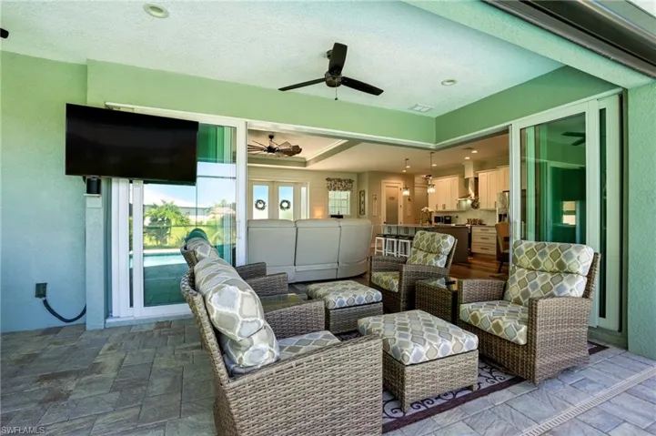View of patio / terrace with an outdoor living space