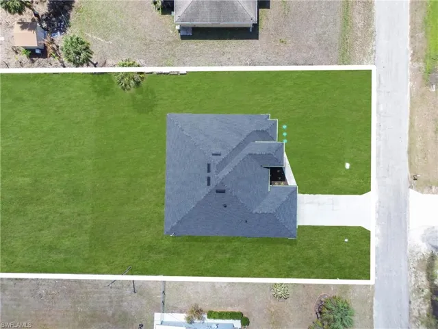 Aerial view of property and surrounding area