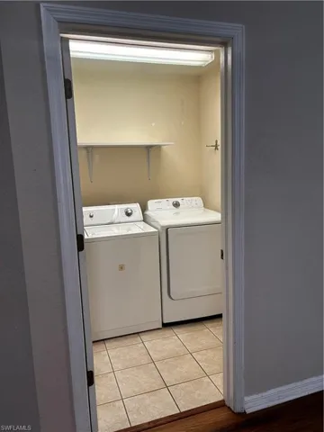 211 NW 14th TER, CAPE CORAL FL 33993