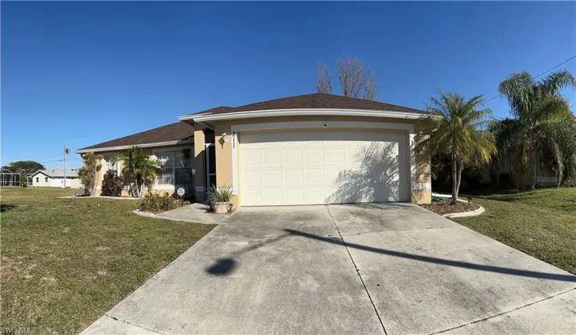 211 NW 14th TER, CAPE CORAL FL 33993