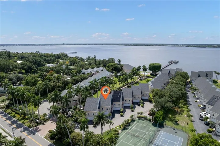 3593 Edgewood Ave, Fort Myers, Florida 33916