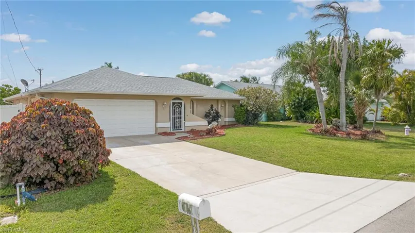 2301 Se 5th Ct, Cape Coral, Florida 33990