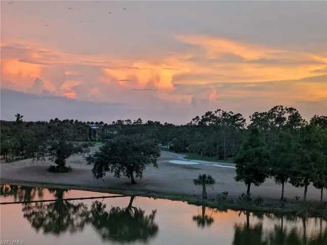 WAKE UP EVERY MORNING TO THIS LAKE & GOLF VIEW WITH AN AMAZING SUNRISE & BIRDS FLYING THRU THE AIR=WAKE UP IN PARADISE EVERY DAY!