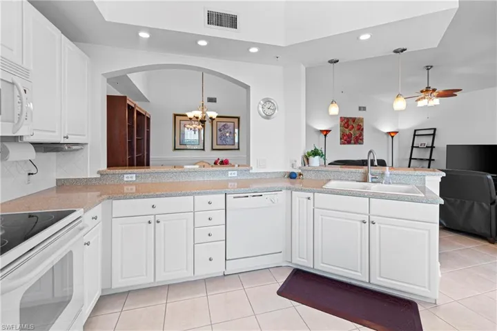 GREAT KITCHEN AREA INCLUDING A NEWER UPGRADED DISHWASHER.