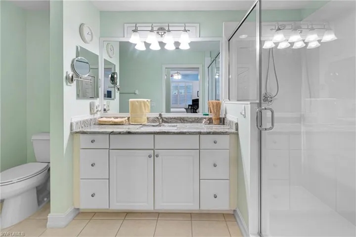 ANOTHER GREAT VIEW OF JUST HOW BEAUTIFULLY UPDATED THIS BATHROOM TRULY IS.