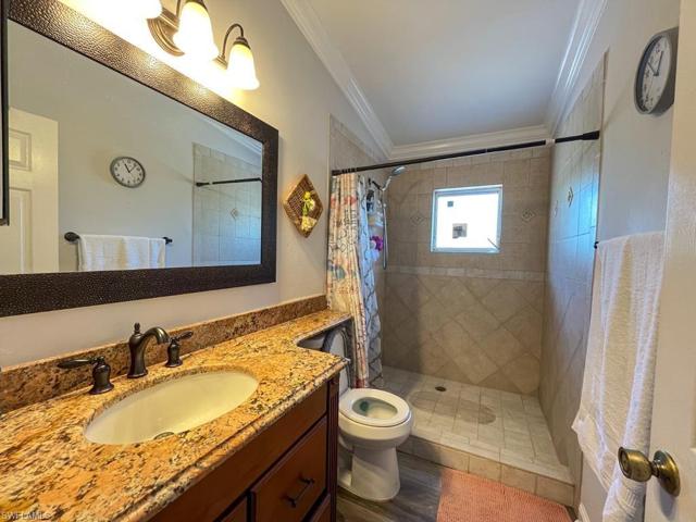 720  16th SE ST, Naples, FL 34117
