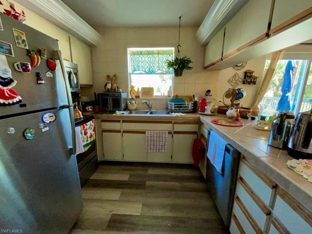 720  16th SE ST, Naples, FL 34117