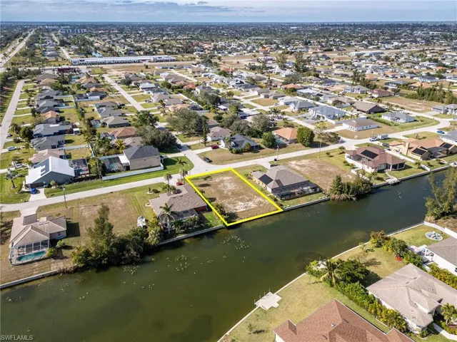 2323 Sw 5th Pl, Cape Coral Fl 33991