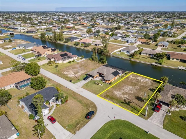 2323 Sw 5th Pl, Cape Coral Fl 33991