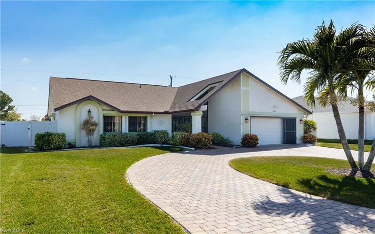 3337 SE 10th  PL, Cape Coral, FL 33904