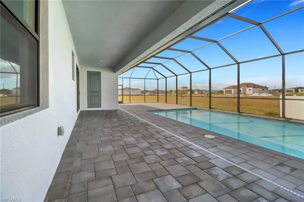 4009 Caloosa Pkwy, Cape Coral, Florida 33993, 4 Bedrooms Bedrooms, ,2 BathroomsBathrooms,Residential,For Sale,Caloosa,225051262