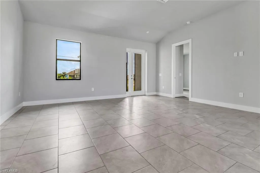 4009 Caloosa Pkwy, Cape Coral, Florida 33993, 4 Bedrooms Bedrooms, ,2 BathroomsBathrooms,Residential,For Sale,Caloosa,225051262