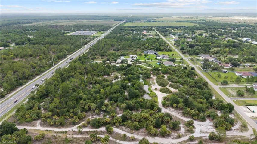 8th St Ne, Naples, Florida 34120