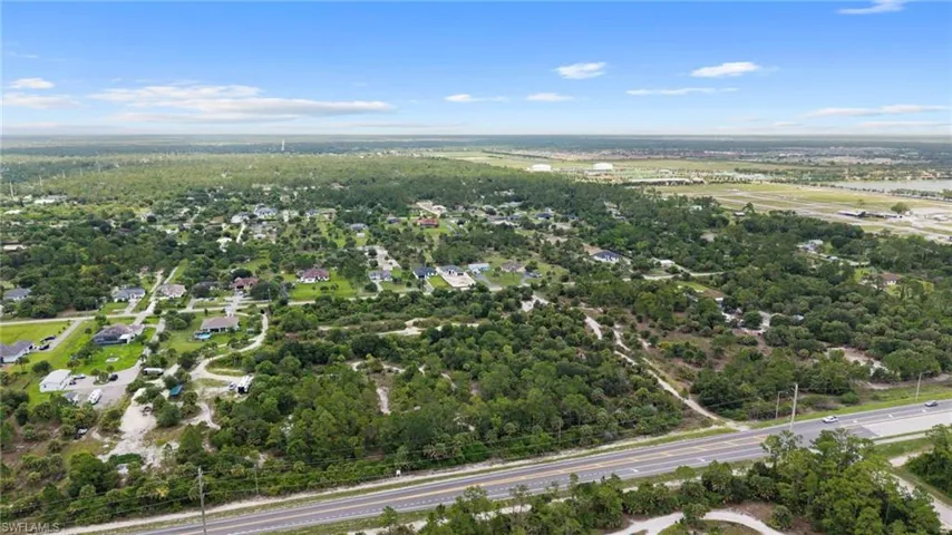 8th St Ne, Naples, Florida 34120