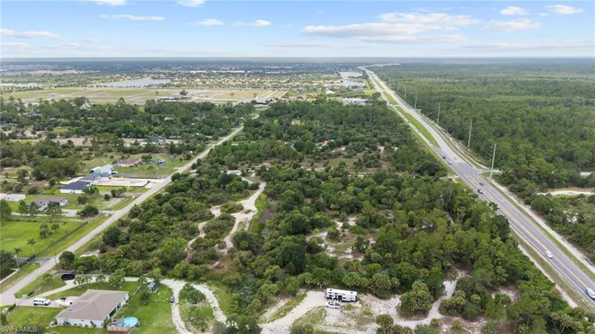 8th St Ne, Naples, Florida 34120