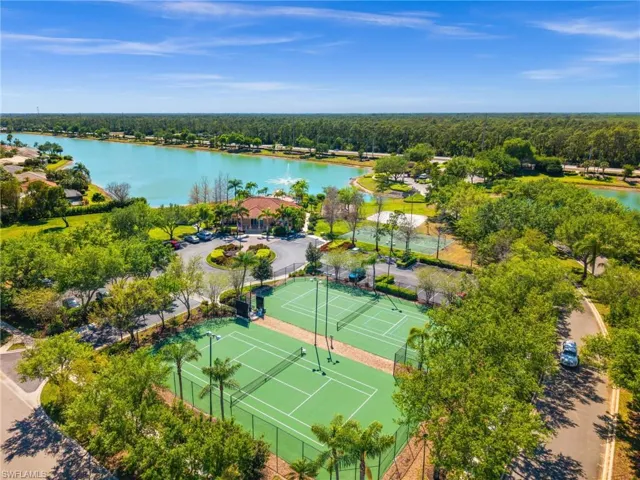 Pickleball & Tennis