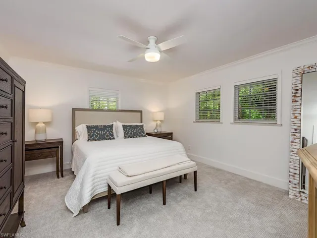 206 1st Ave N, Naples, Florida 34102