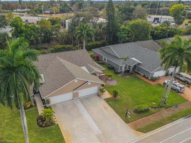 Aerial view of property and surrounding area
