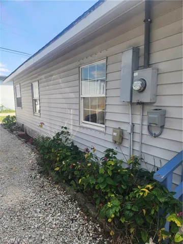 View of home's exterior
