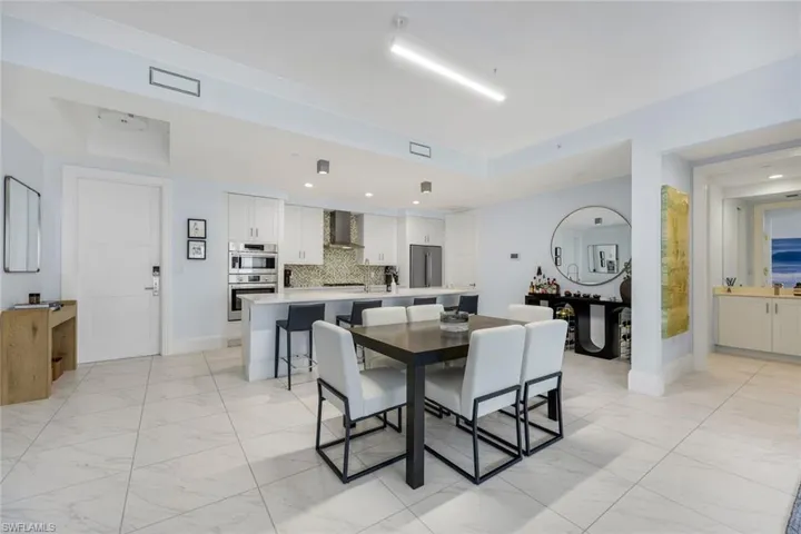 1135 3rd Ave S 303, Naples, Florida 34102