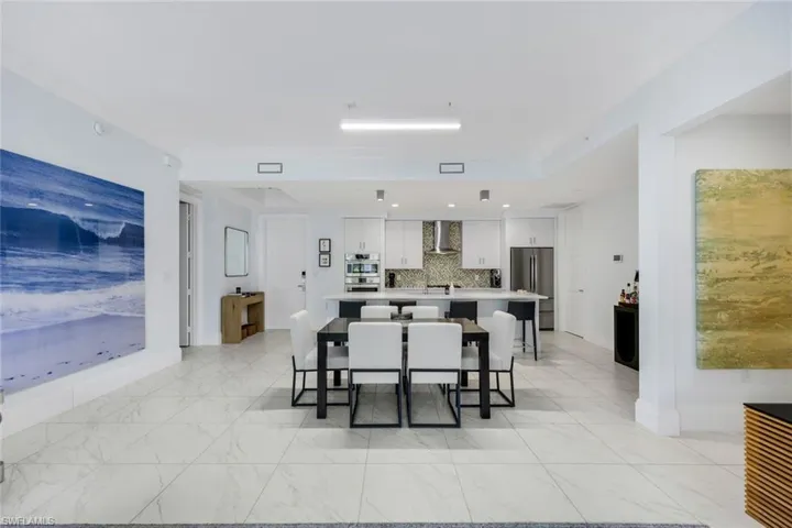 1135 3rd Ave S 303, Naples, Florida 34102
