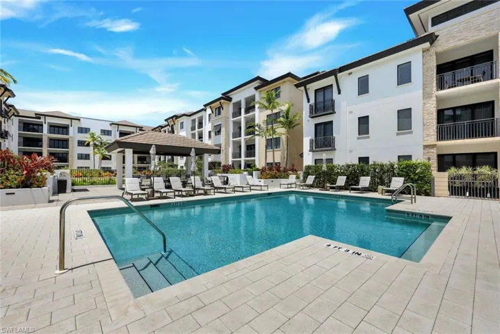 1135 3rd Ave S 303, Naples, Florida 34102