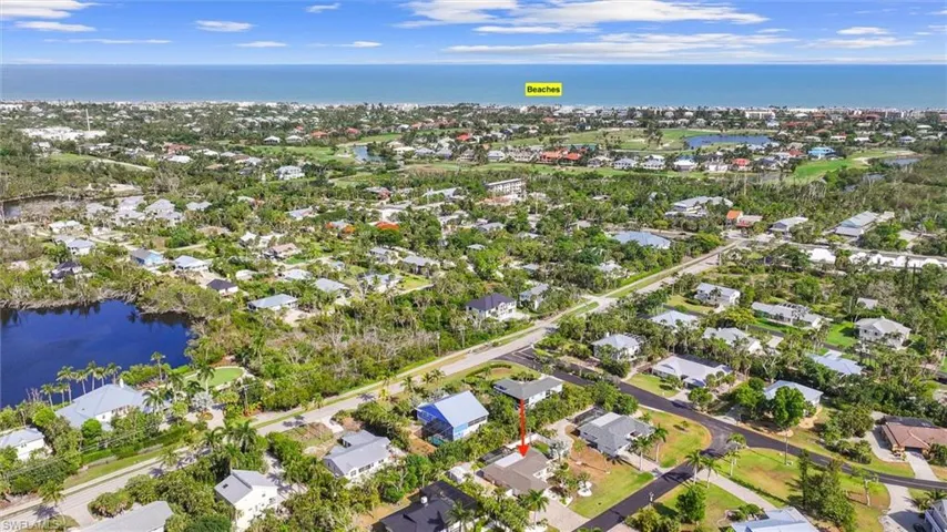 9428 Moonlight Dr, Sanibel, Florida 33957