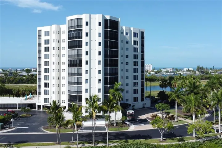 4198 Bay Beach Ln 113, Fort Myers Beach, Florida 33931