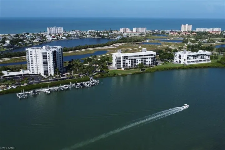 4198 Bay Beach Ln 113, Fort Myers Beach, Florida 33931