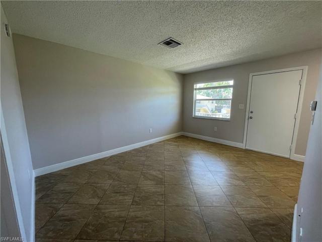 3325 Airport RD N # T6, NAPLES FL 34105