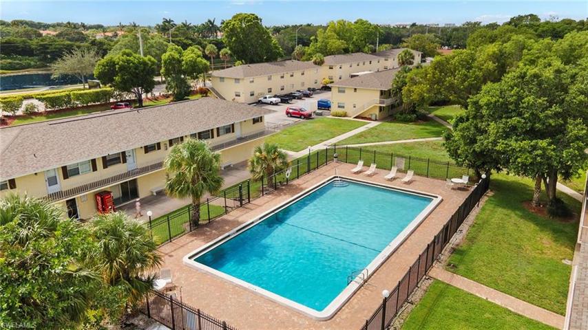 3325 Airport RD N # T6, NAPLES FL 34105