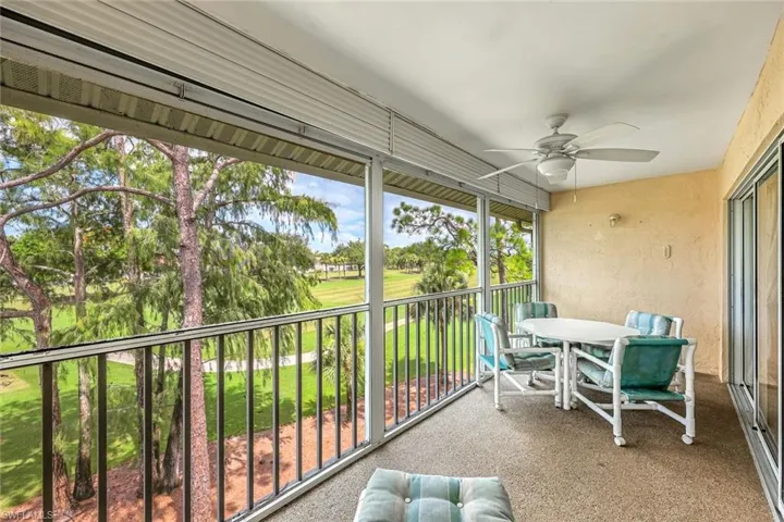 5955  Bloomfield  CIR, Naples, FL 34112