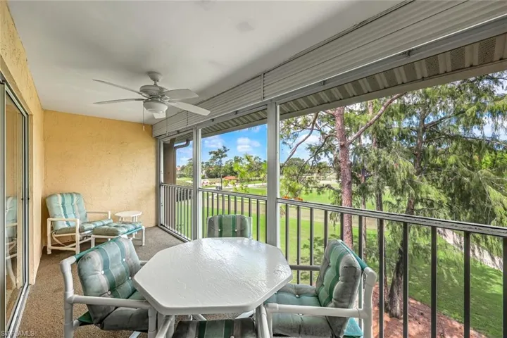5955  Bloomfield  CIR, Naples, FL 34112