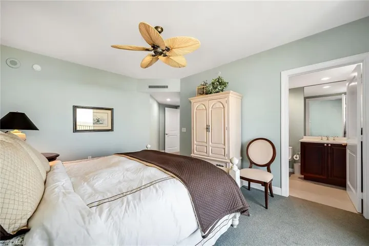 1050 Borghese Ln 1405, Naples, Florida 34114